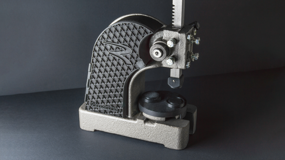 Custom watch press